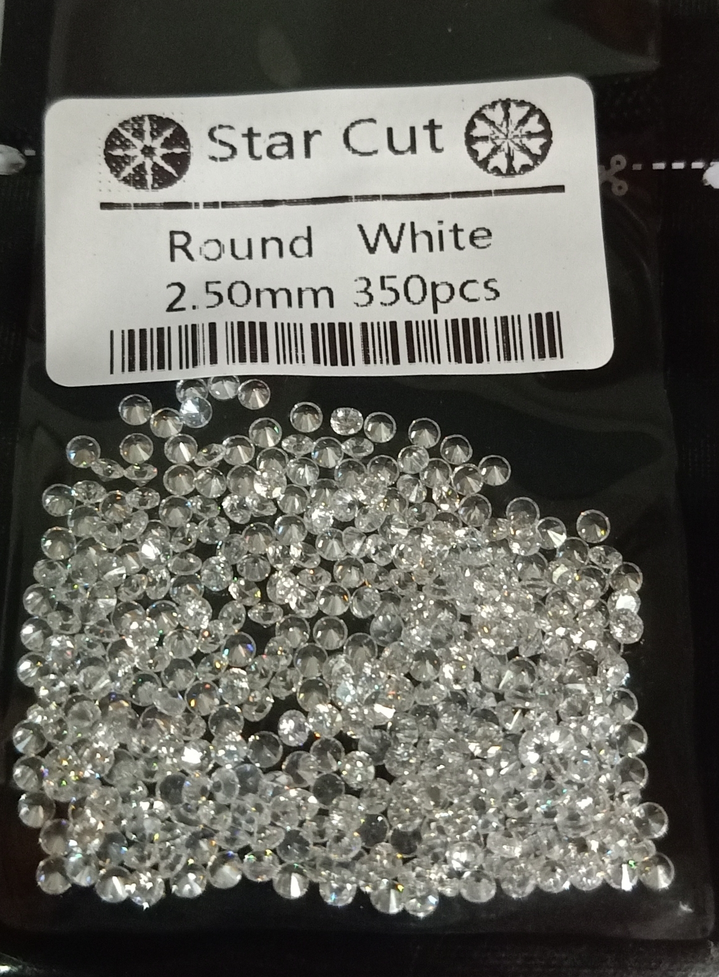 CZ 2,5MM WHITE STAR CUT (350 pcs)