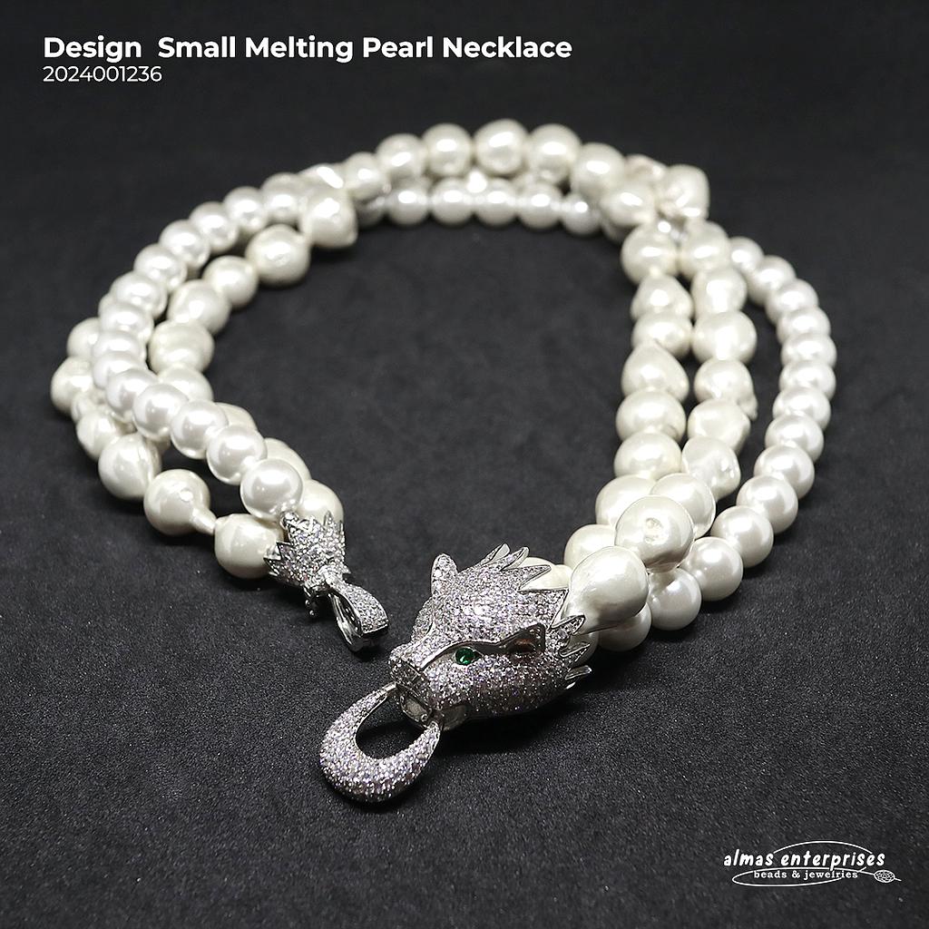 Design Small  Melting Pearl Necklace