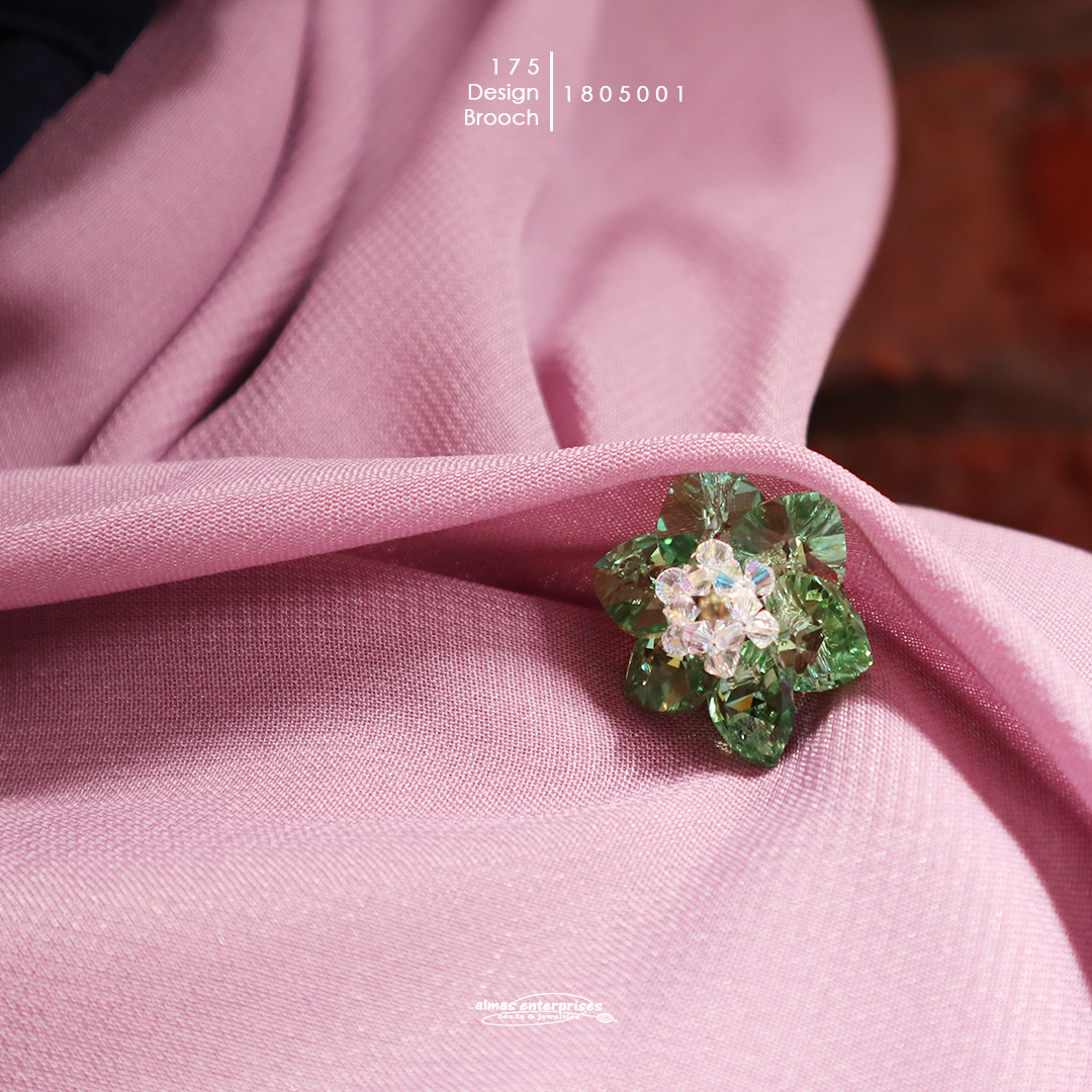 Design Brooch 175