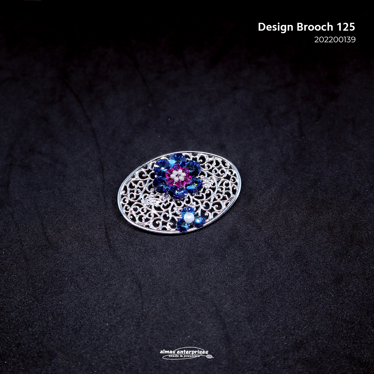 Design Brooch 125