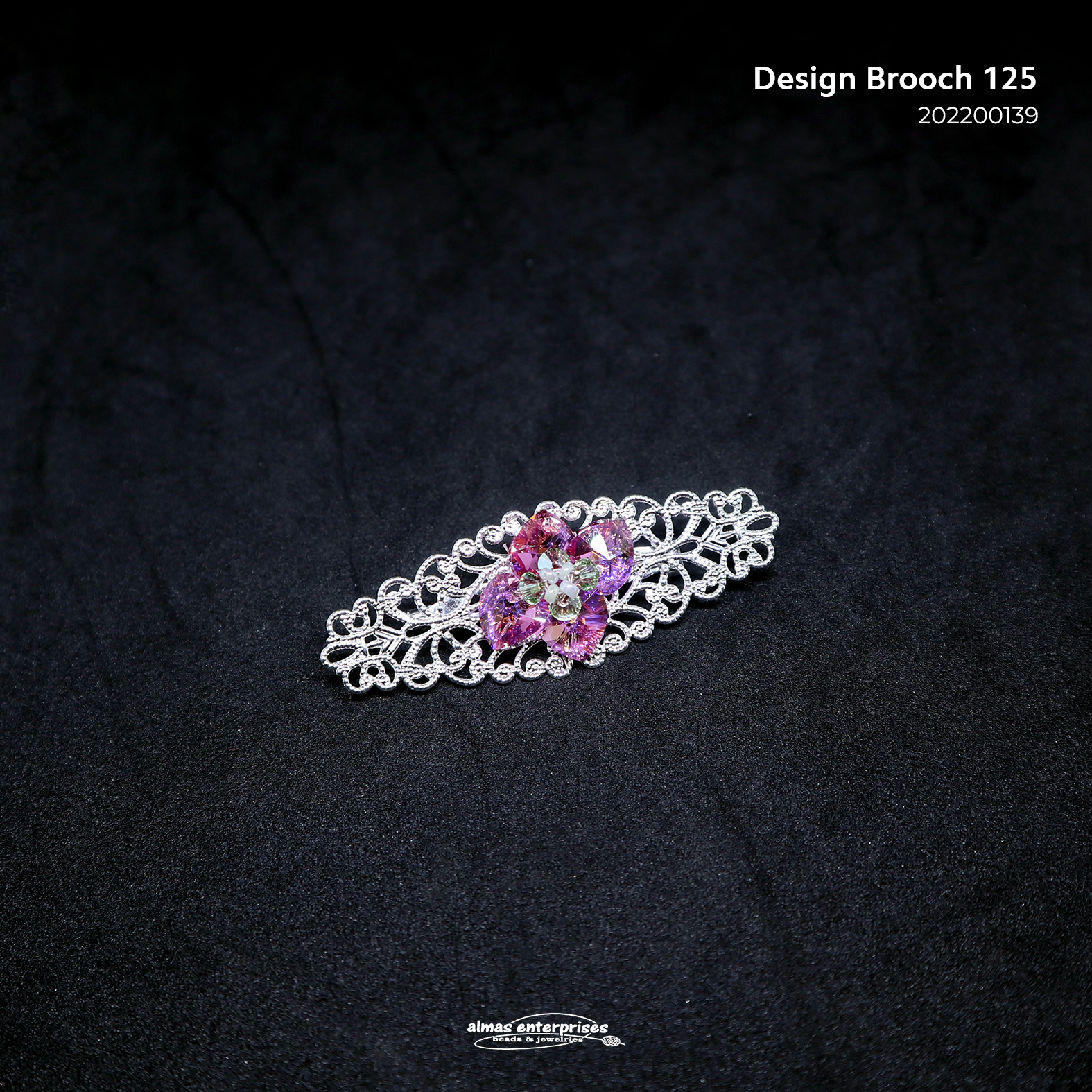 Design Brooch 125