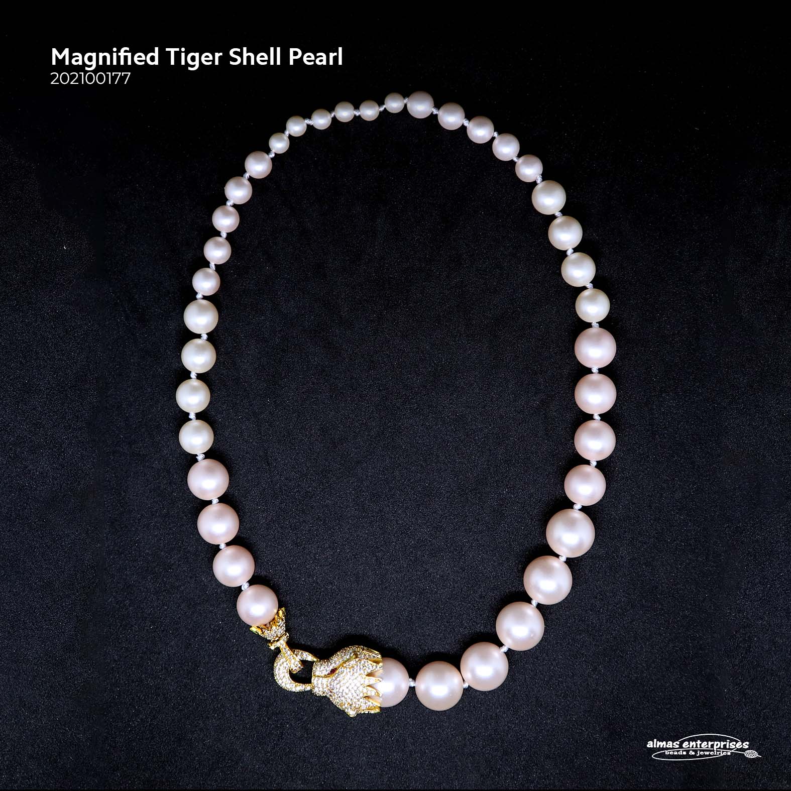 Magnified Tiger Necklace Shellpearl