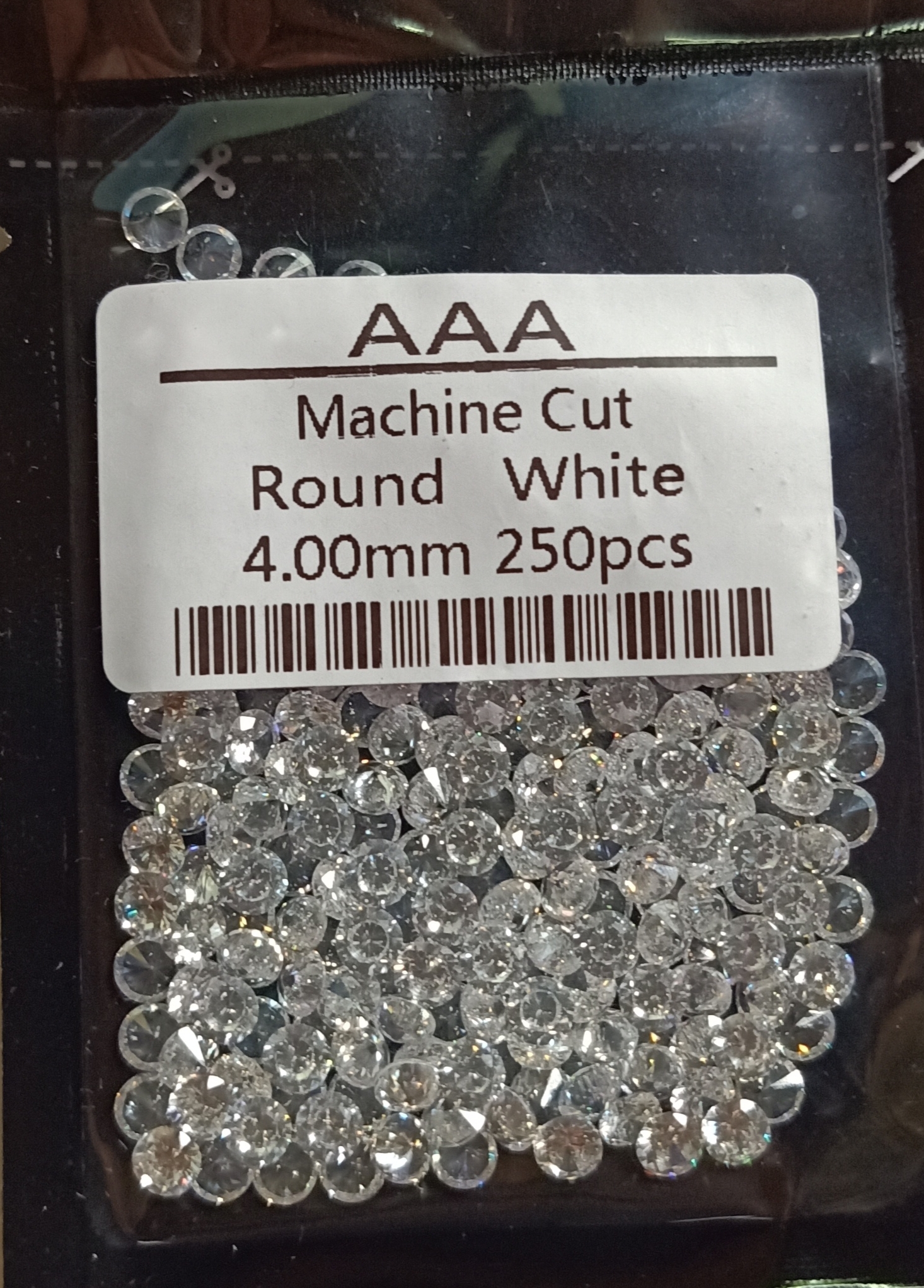 CZ 4mm White CZ A3 (250 pcs)