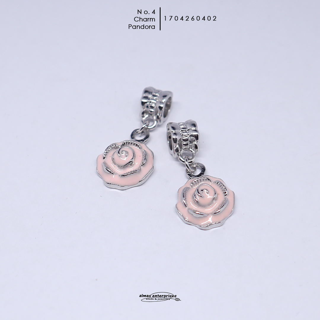 No.4 Charm Pandora/2