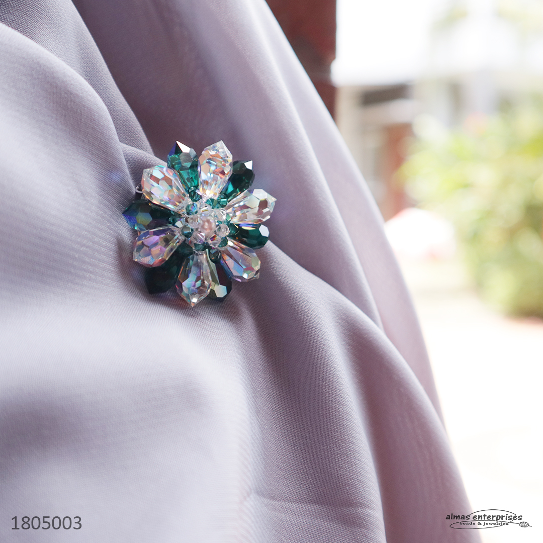  Design Brooch 200