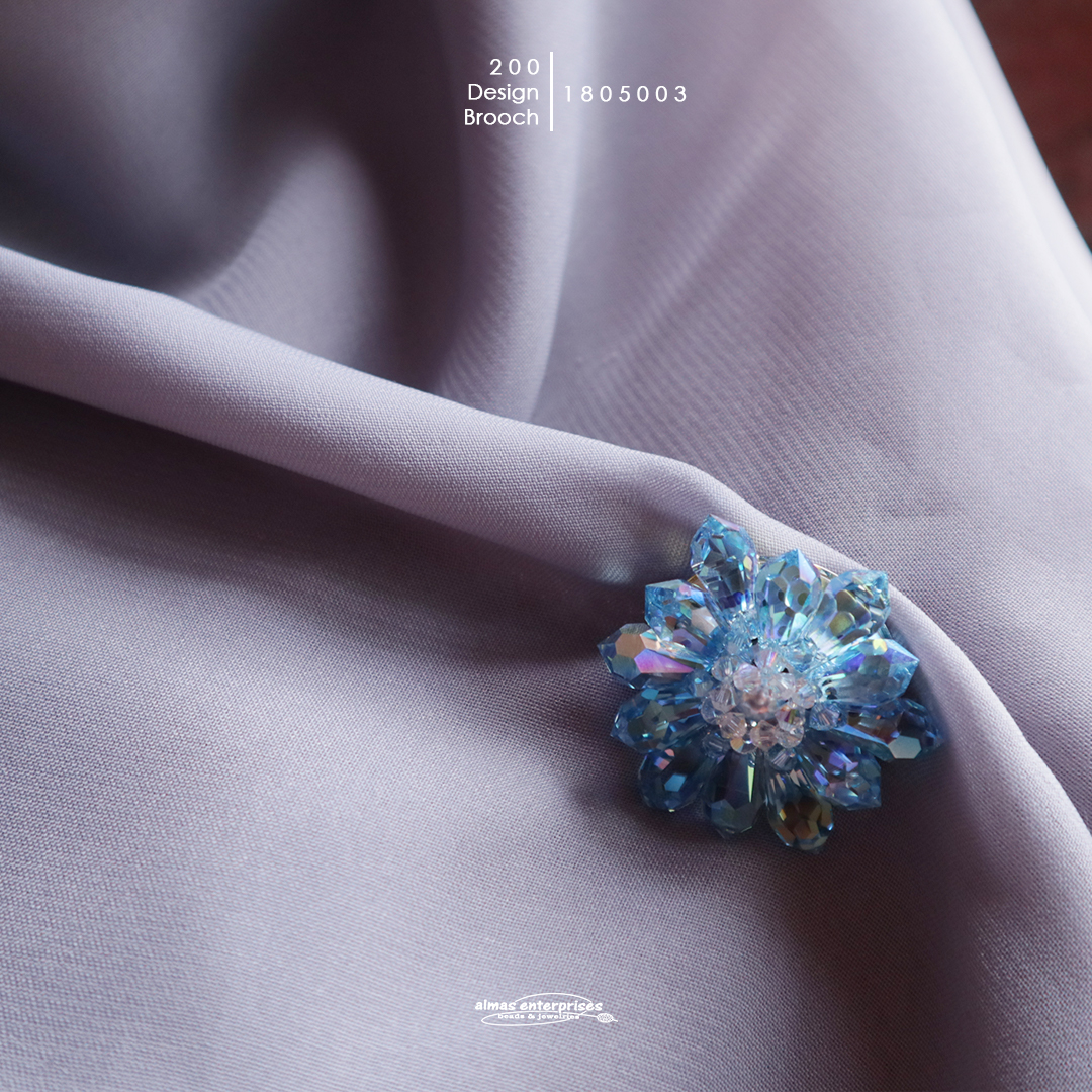  Design Brooch 200
