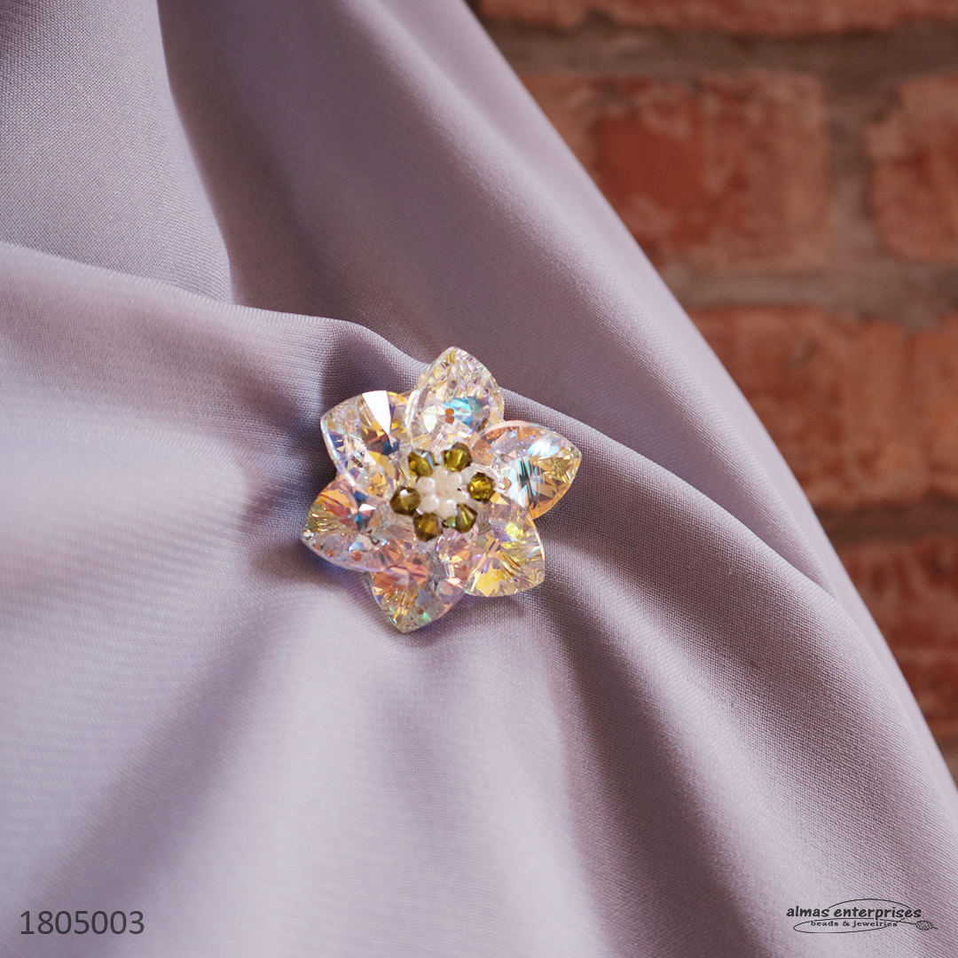  Design Brooch 200