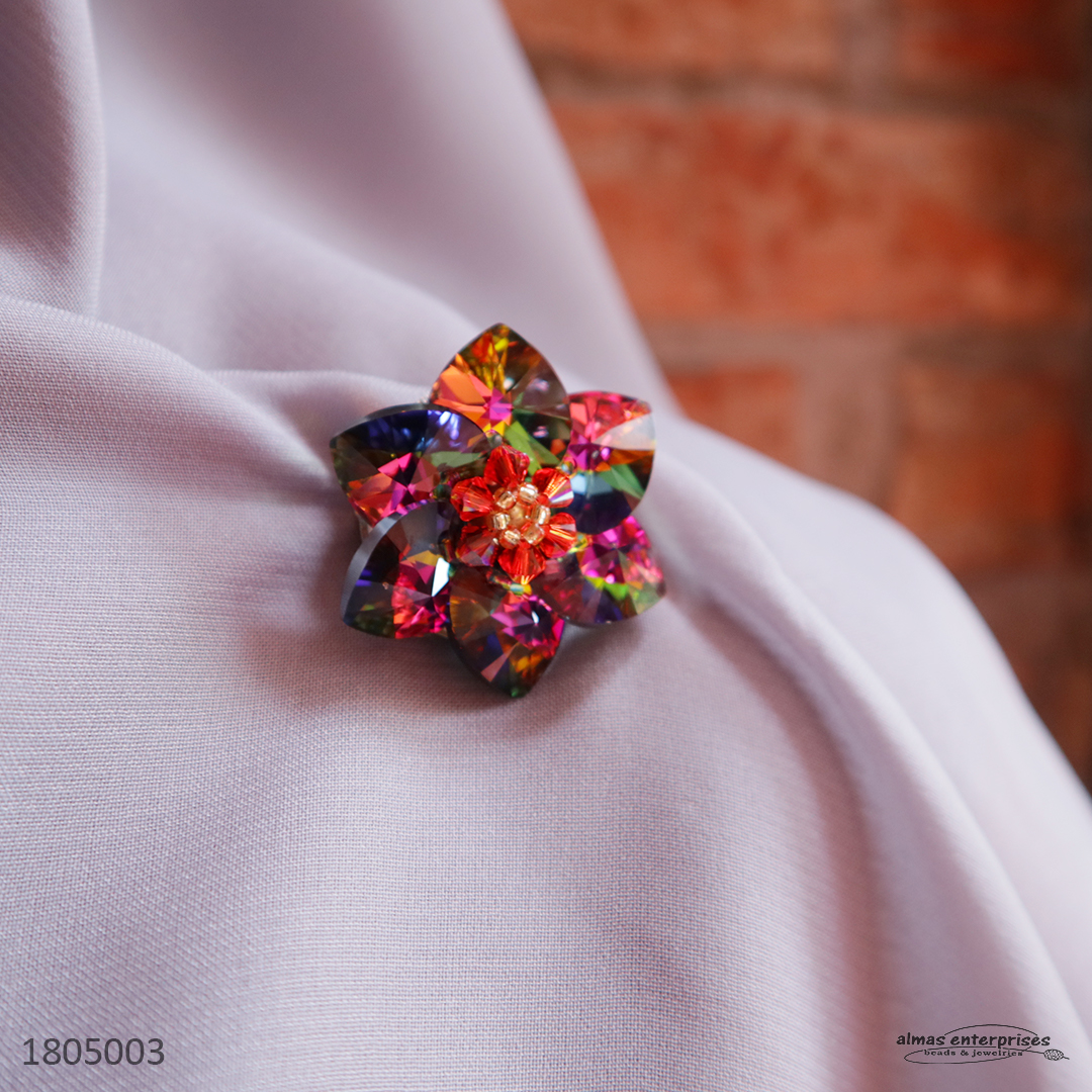  Design Brooch 200