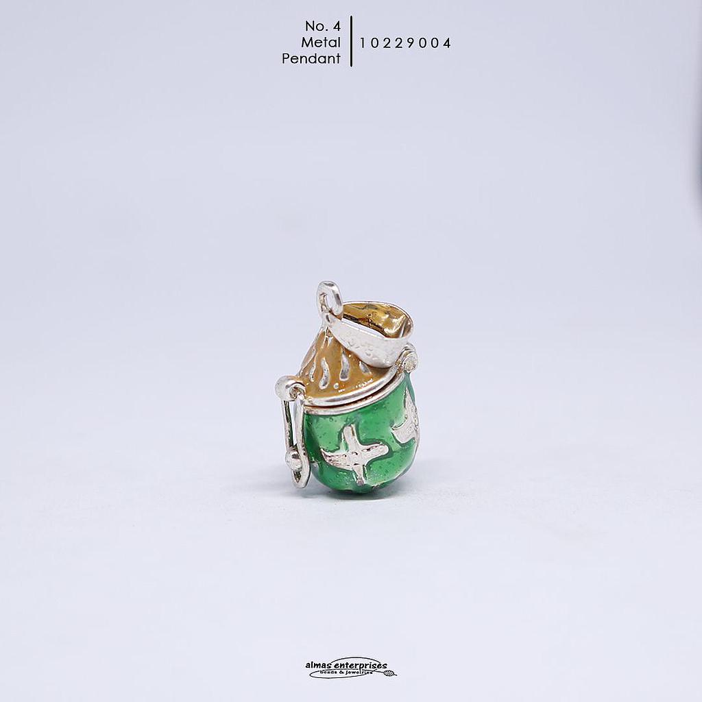 No.4 Metal Pendant