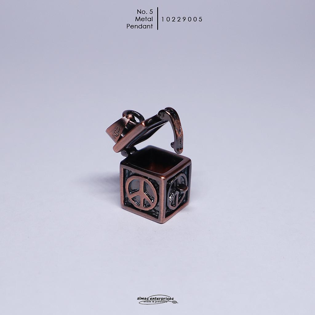 No.5 Sq Copper Metal Pendant